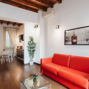 Charming Brera - Madonnina Appartamento